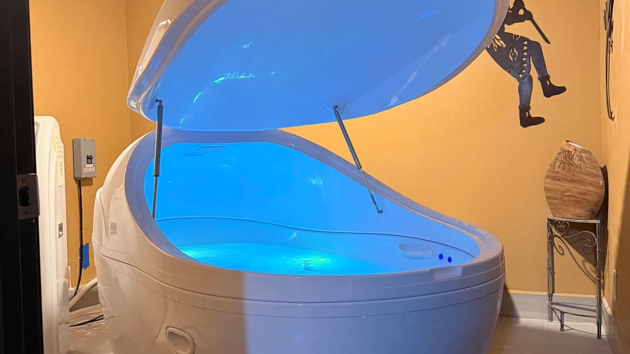 Float spa